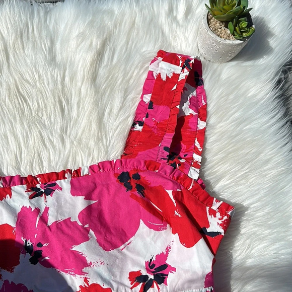 Francesca’s floral open back babydoll top with ruffles - Picture 2 of 5